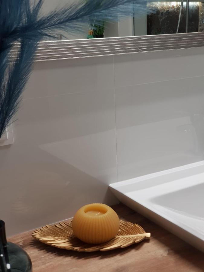 Apartament City View Wes Quality Suite Познан Екстериор снимка