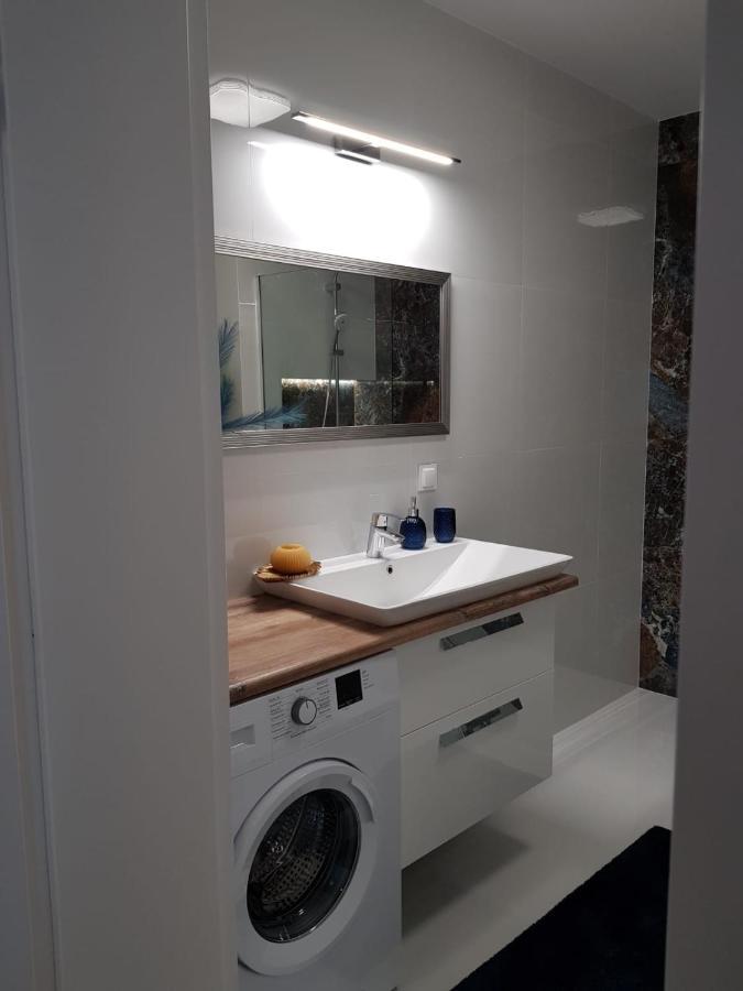 Apartament City View Wes Quality Suite Познан Екстериор снимка